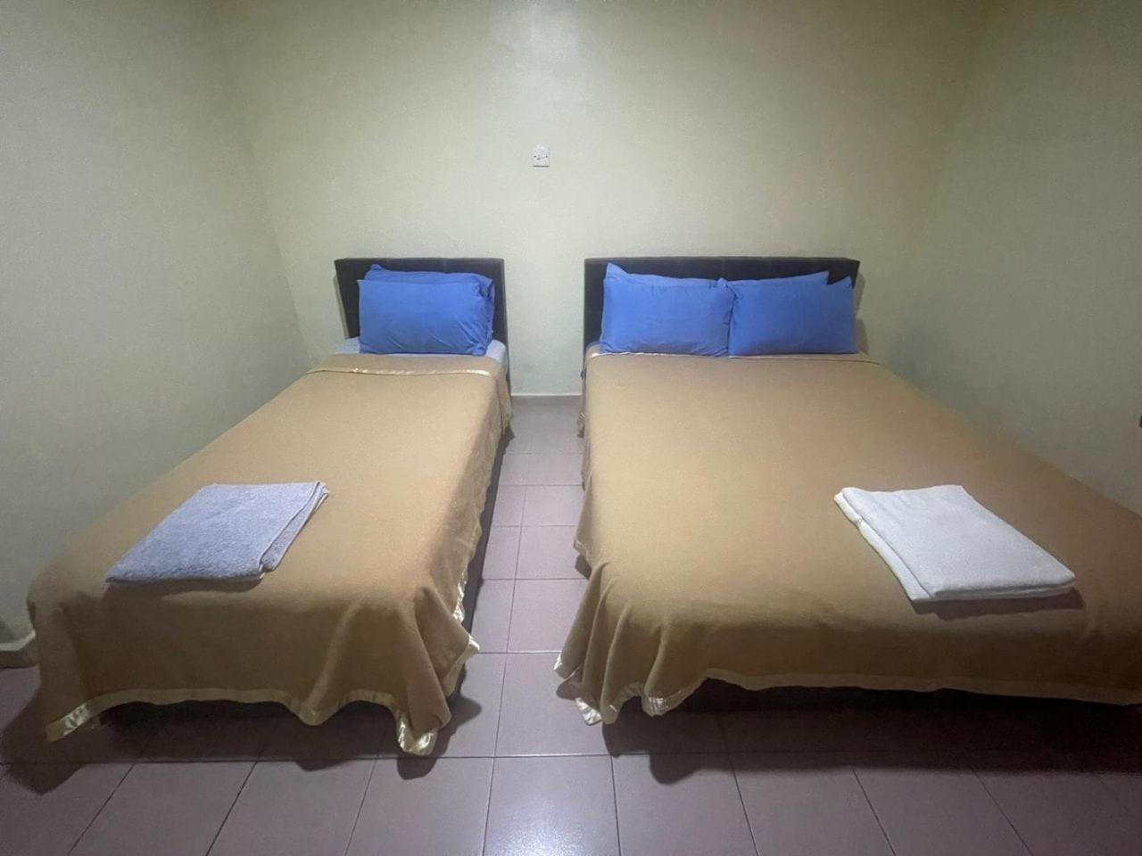 Oyo 90914 Hotel Mei Wah Kampong Selanchor Exteriér fotografie